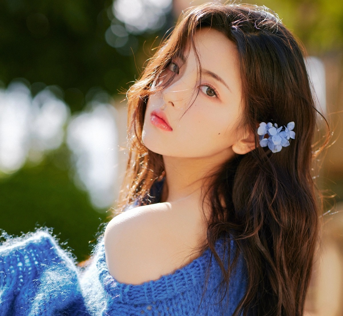 nghe si phai tu tra tien cho dien vien long tieng anh 7