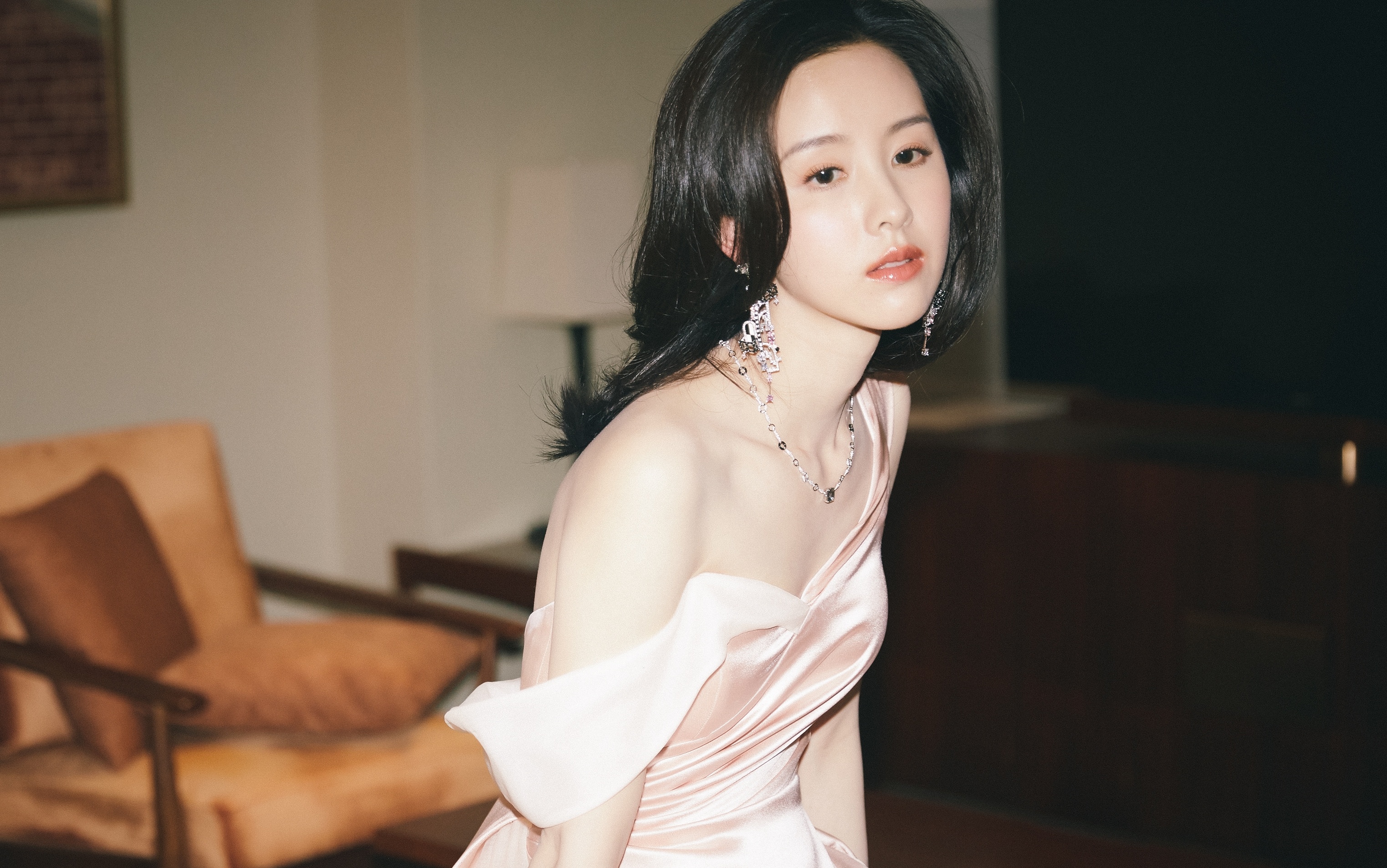 Tran Do Linh hoa khoi giang duong anh 4