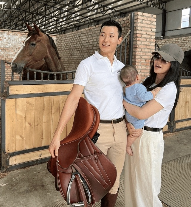 Chu Chau thien long bat bo 2021 anh 2