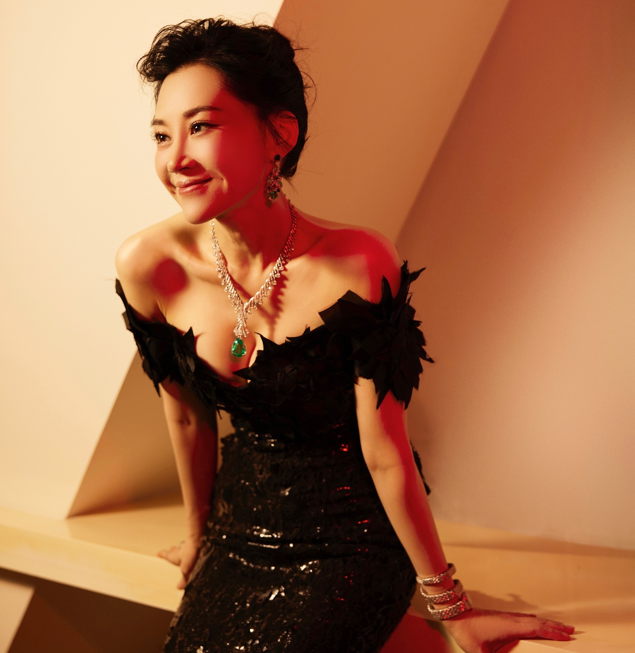 hứa tình bị phong sát ảnh 4 hua tinh bi phong sat anh 4