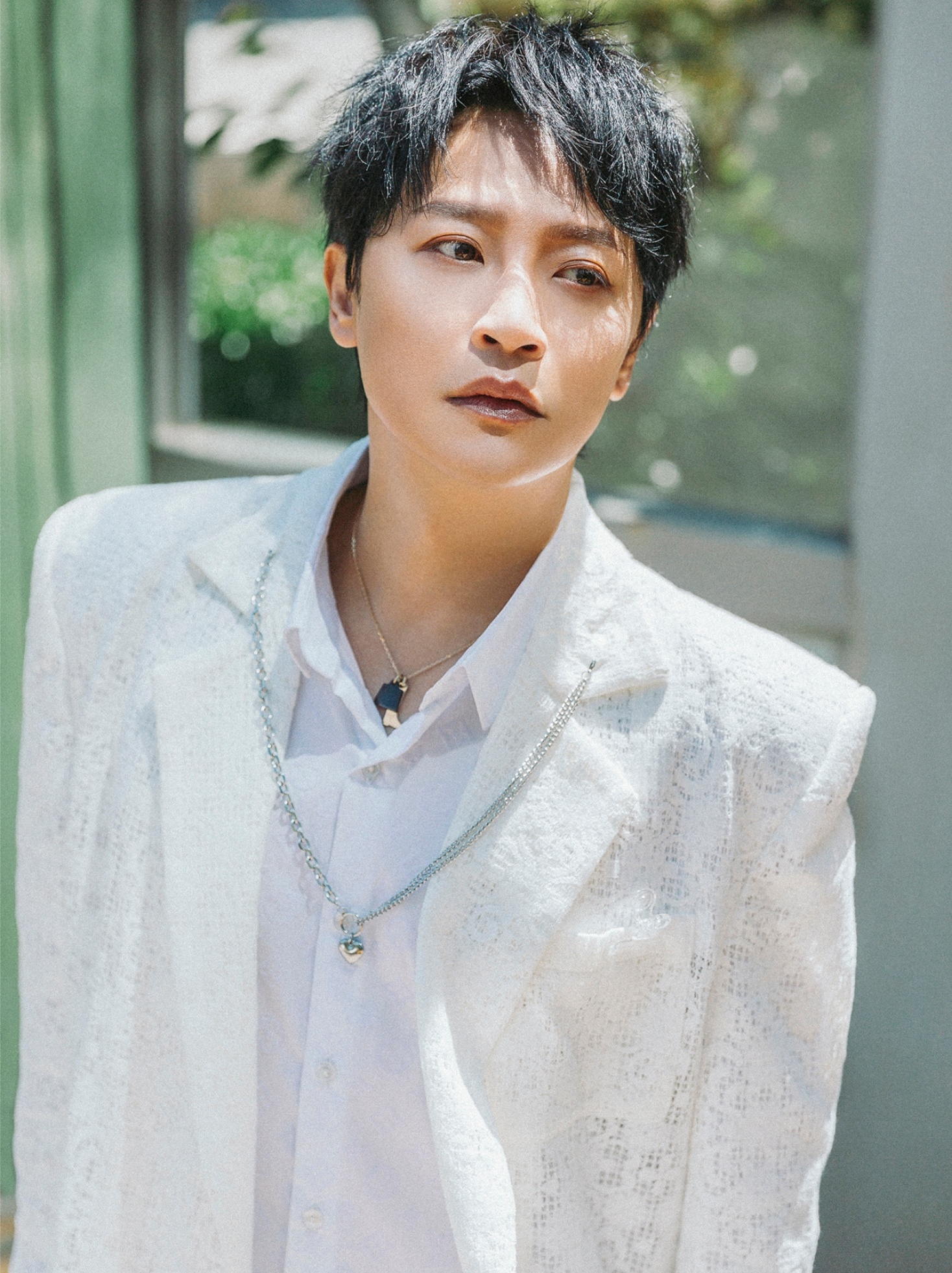 Tran Chi Bang no tien anh 1