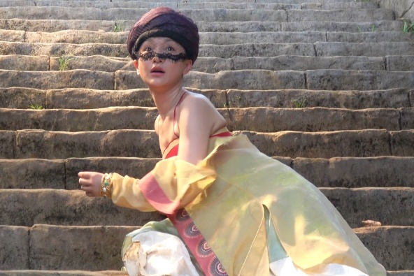 Tao hinh co trang ky quai cua Chau Tan hinh anh