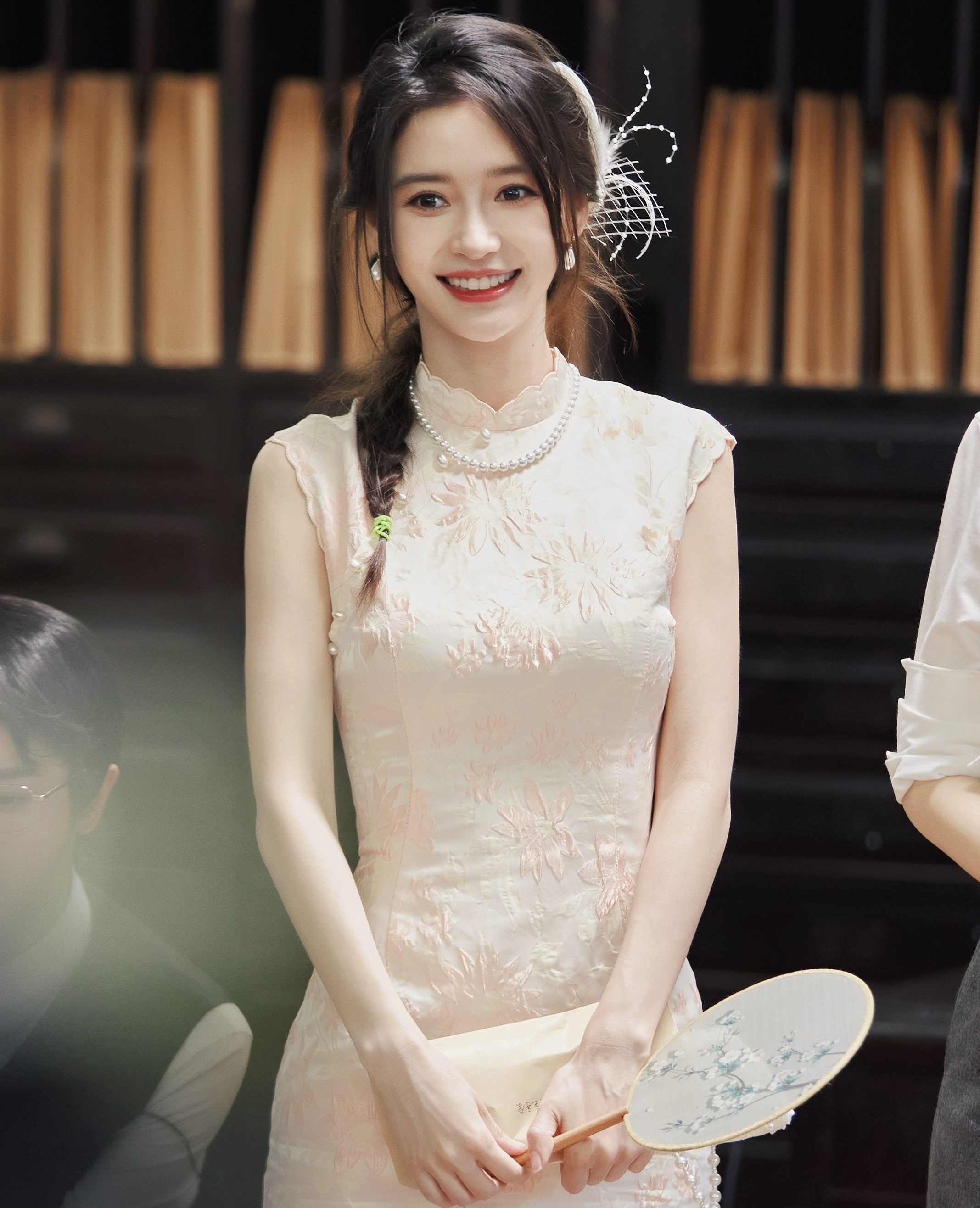 Angelababy hóa thành tiên nữ ảnh 4 Angelababy hoa thanh tien nu anh 4