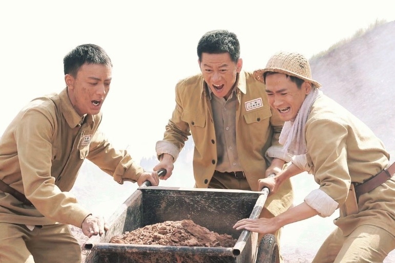 Hai dien vien vo thuat Trung Quoc chet duoi hinh anh
