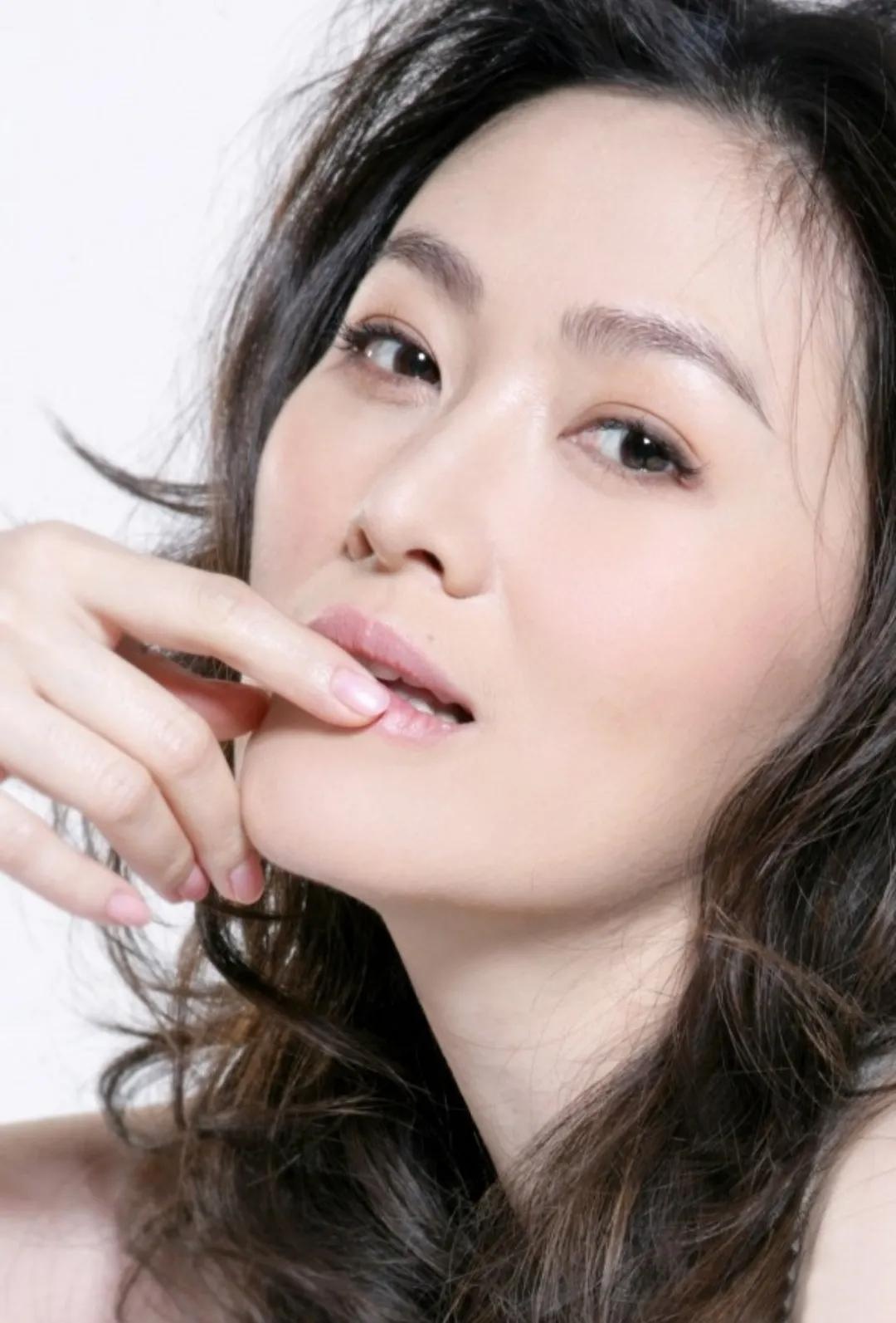 Phan Kim Lien Vuong Tu Y anh 8