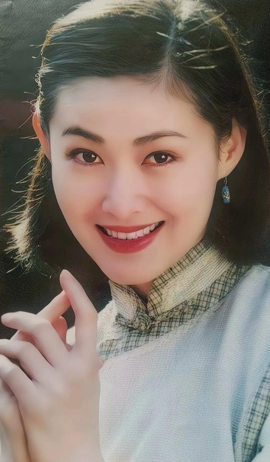 Phan Kim Lien Vuong Tu Y anh 11