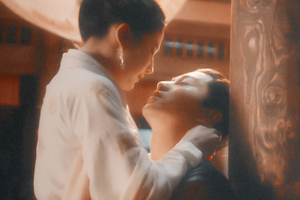 Canh hon cua Luu Diec Phi va Tran Hieu duoc ban luan hinh anh