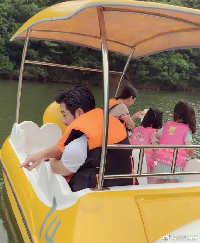 Quach Phu Thanh ben Phuong Vien anh 4