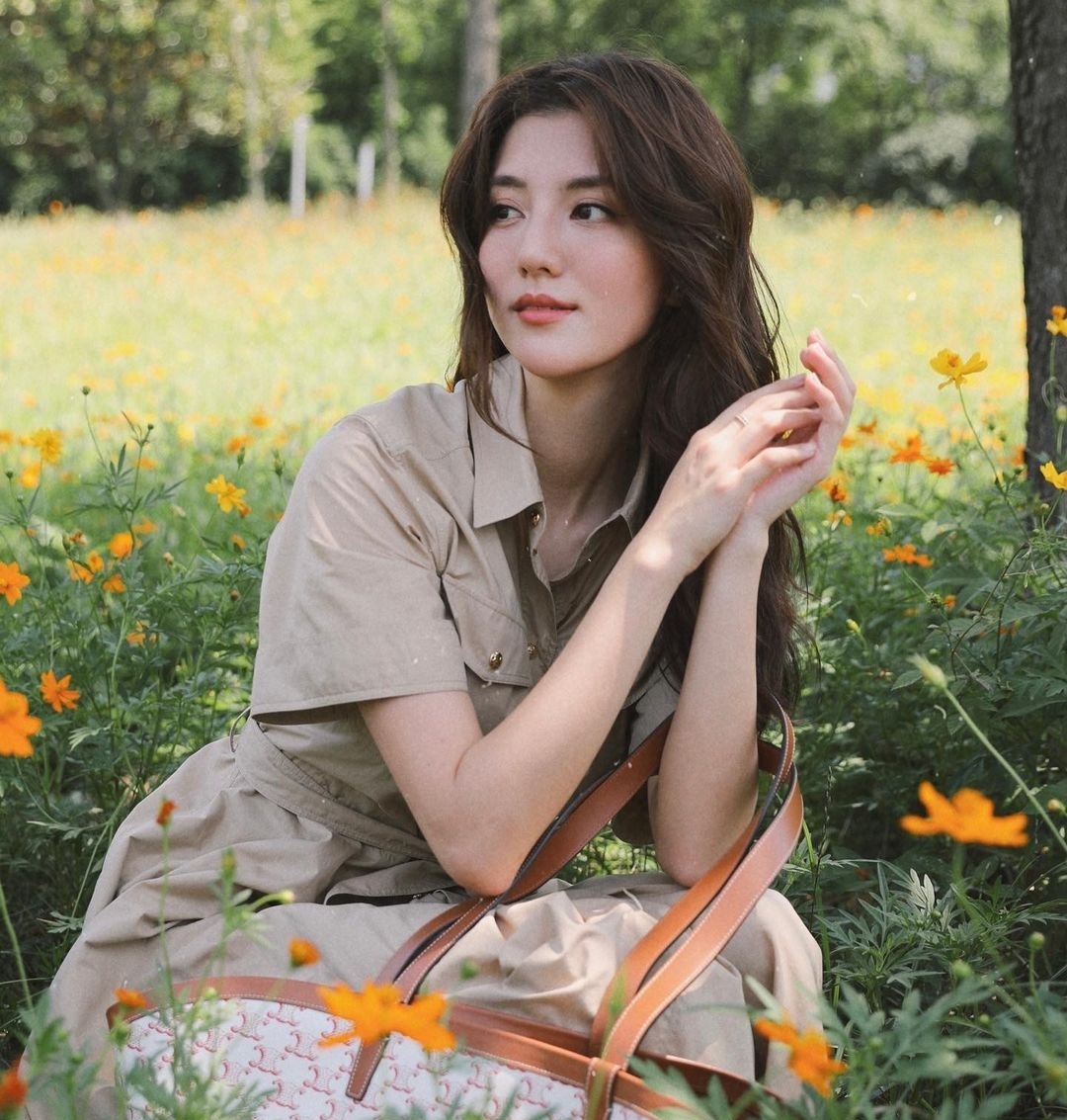 Ngo Thien Ngu hen ho Thi Ba Hung anh 3