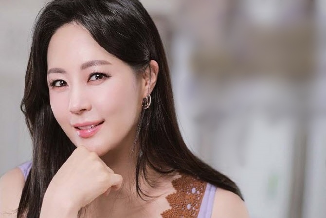 Thong tin moi vu nu dien vien bi chong bao hanh hinh anh