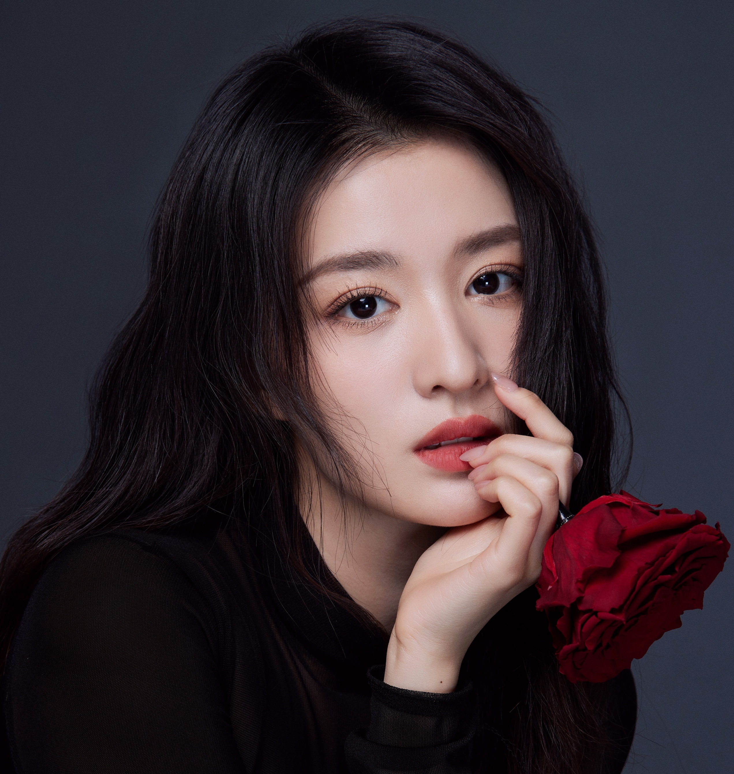 Vuong So Nhien tieu Luu Diec Phi anh 2