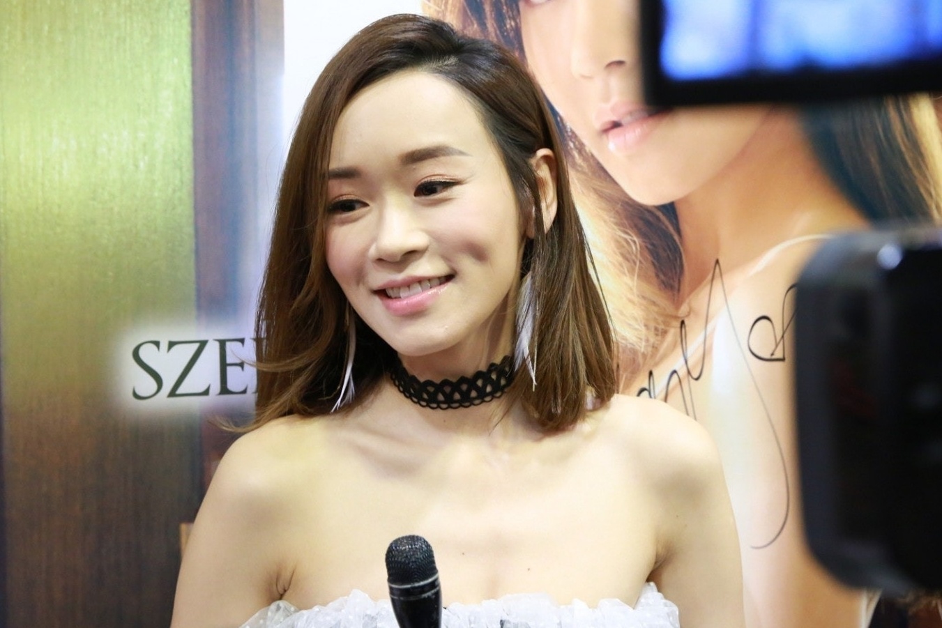 Duong Tu Ky kiem tien bat chap danh tieng hinh anh