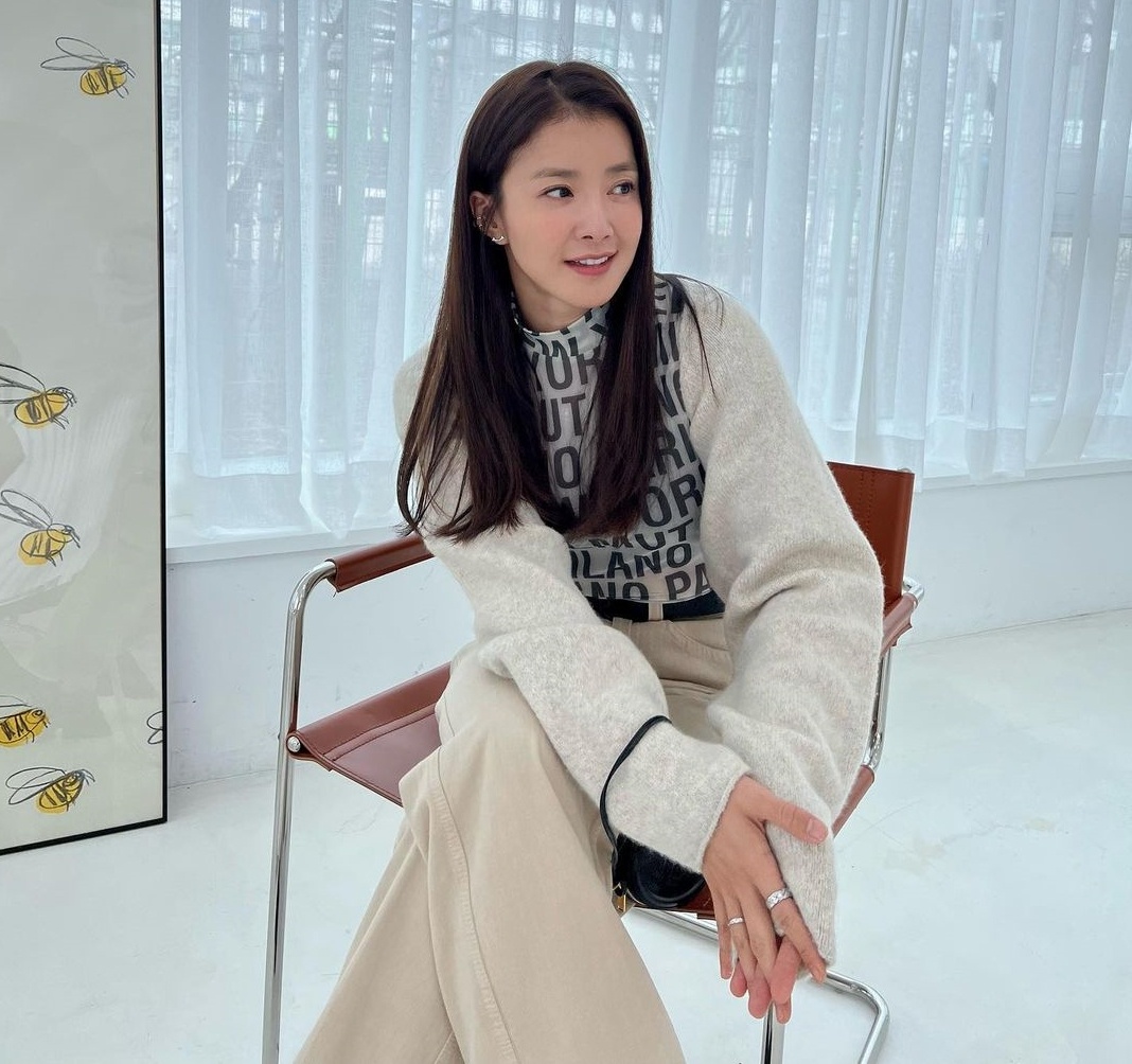 Lee Si Young Vuon sao bang anh 9