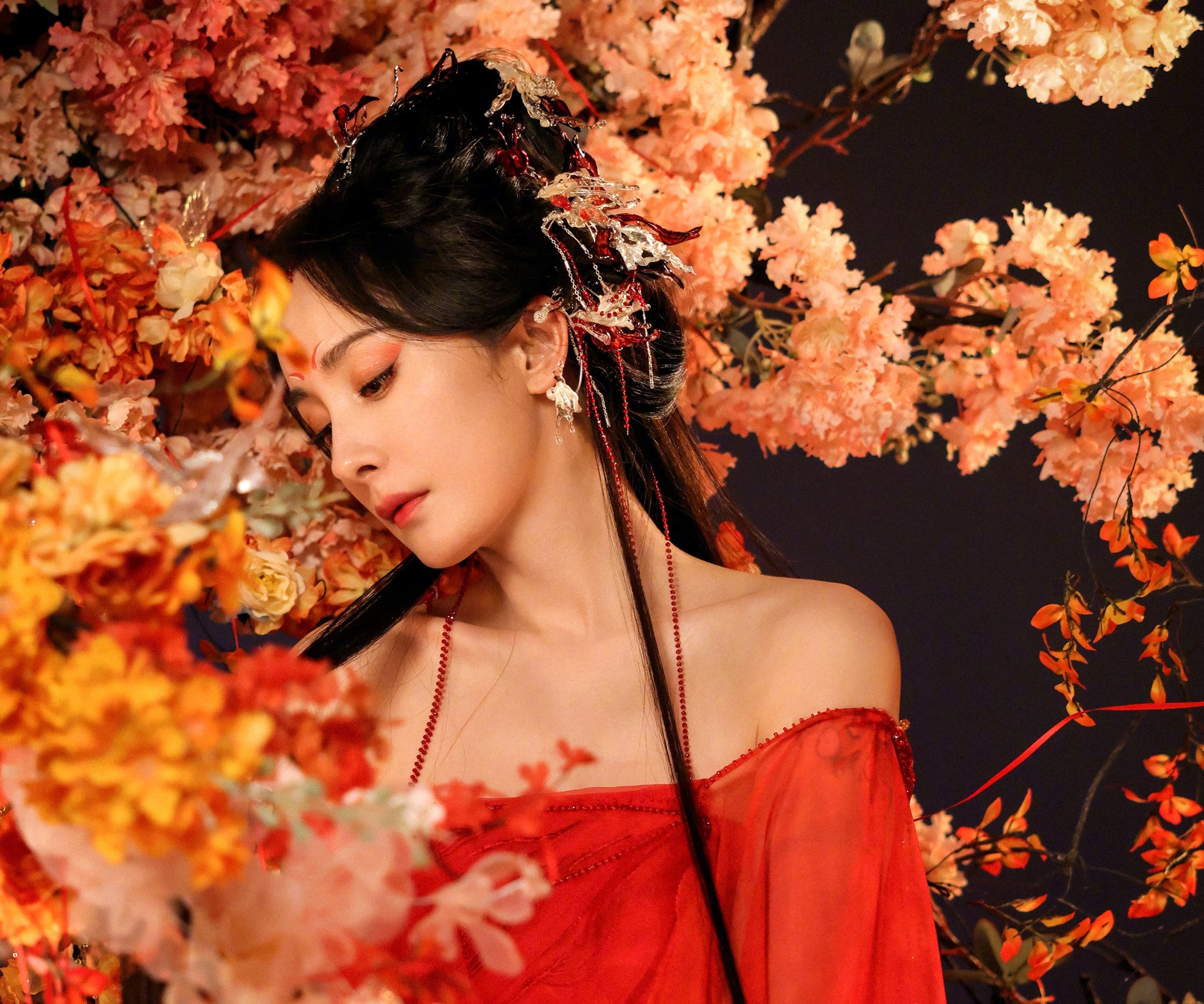 Duong Mich phim Ho ly tieu hong nuong: Nguyet Hong Thien anh 3