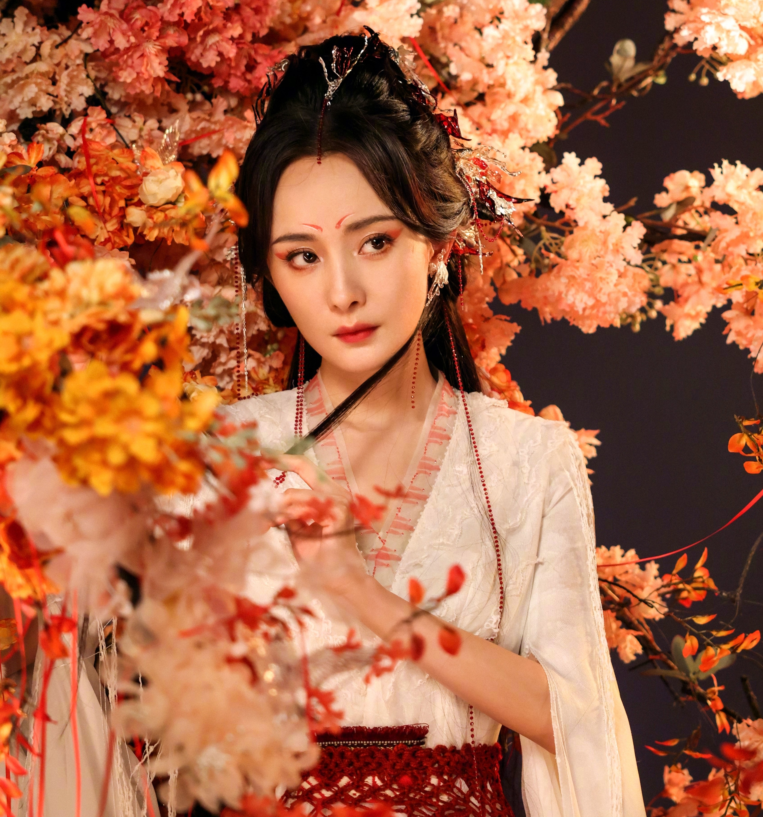 Duong Mich phim Ho ly tieu hong nuong: Nguyet Hong Thien anh 8