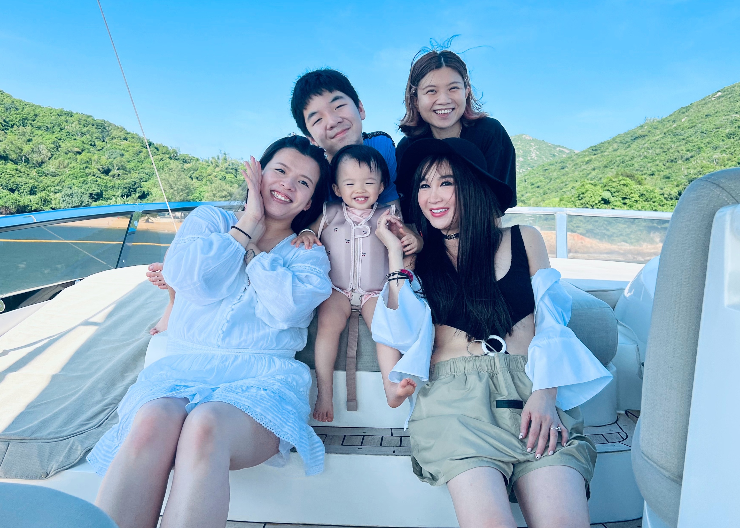 sac voc on bich ha anh 9