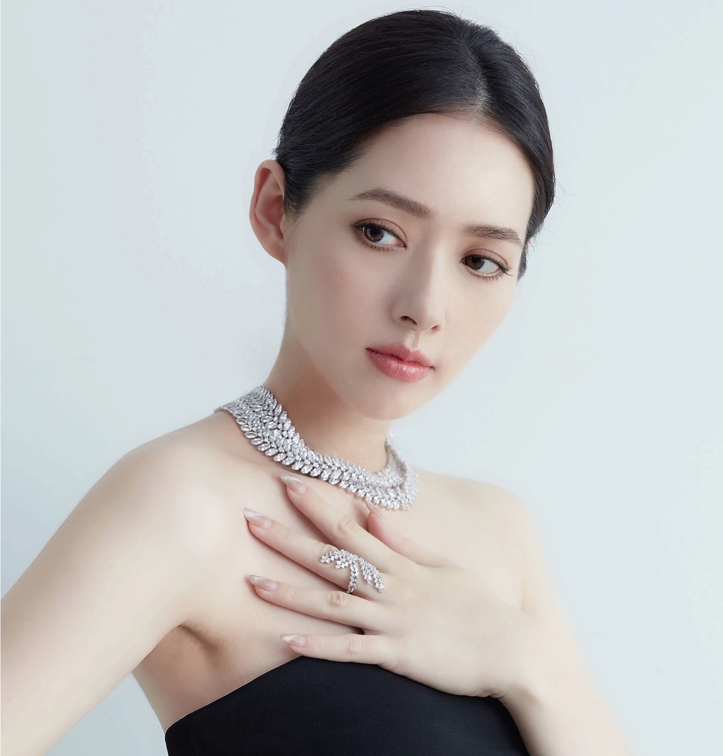 Hướng Tả ngoại tình ảnh 10 Huong Ta ngoai tinh anh 10