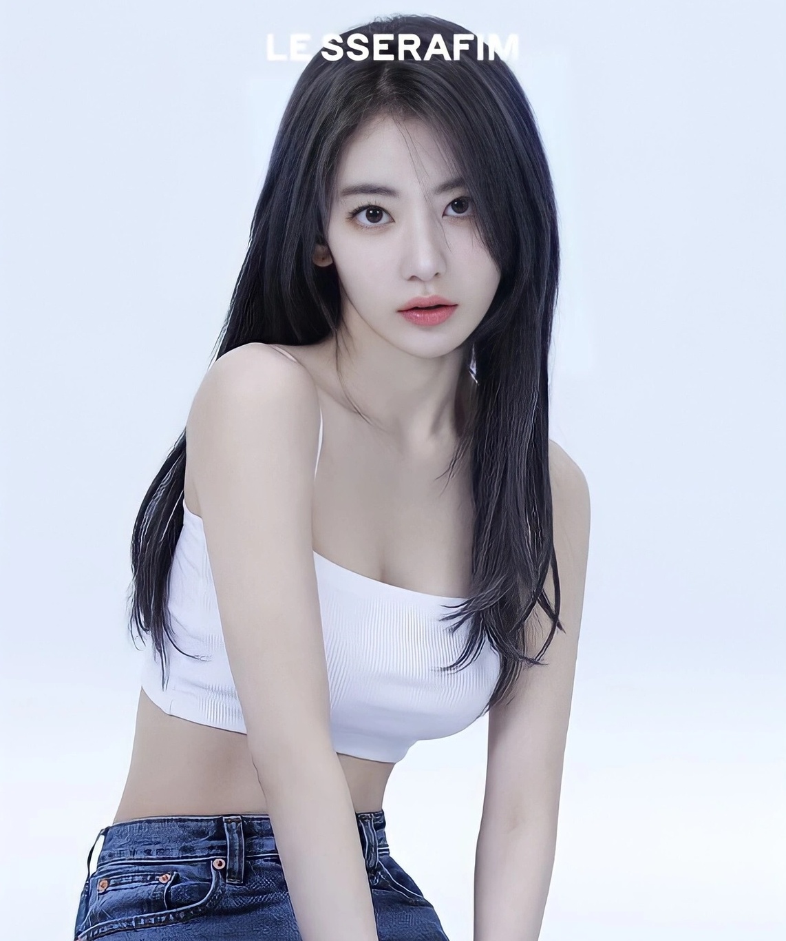 Sakura Le Sserafim bi boi nho anh 4