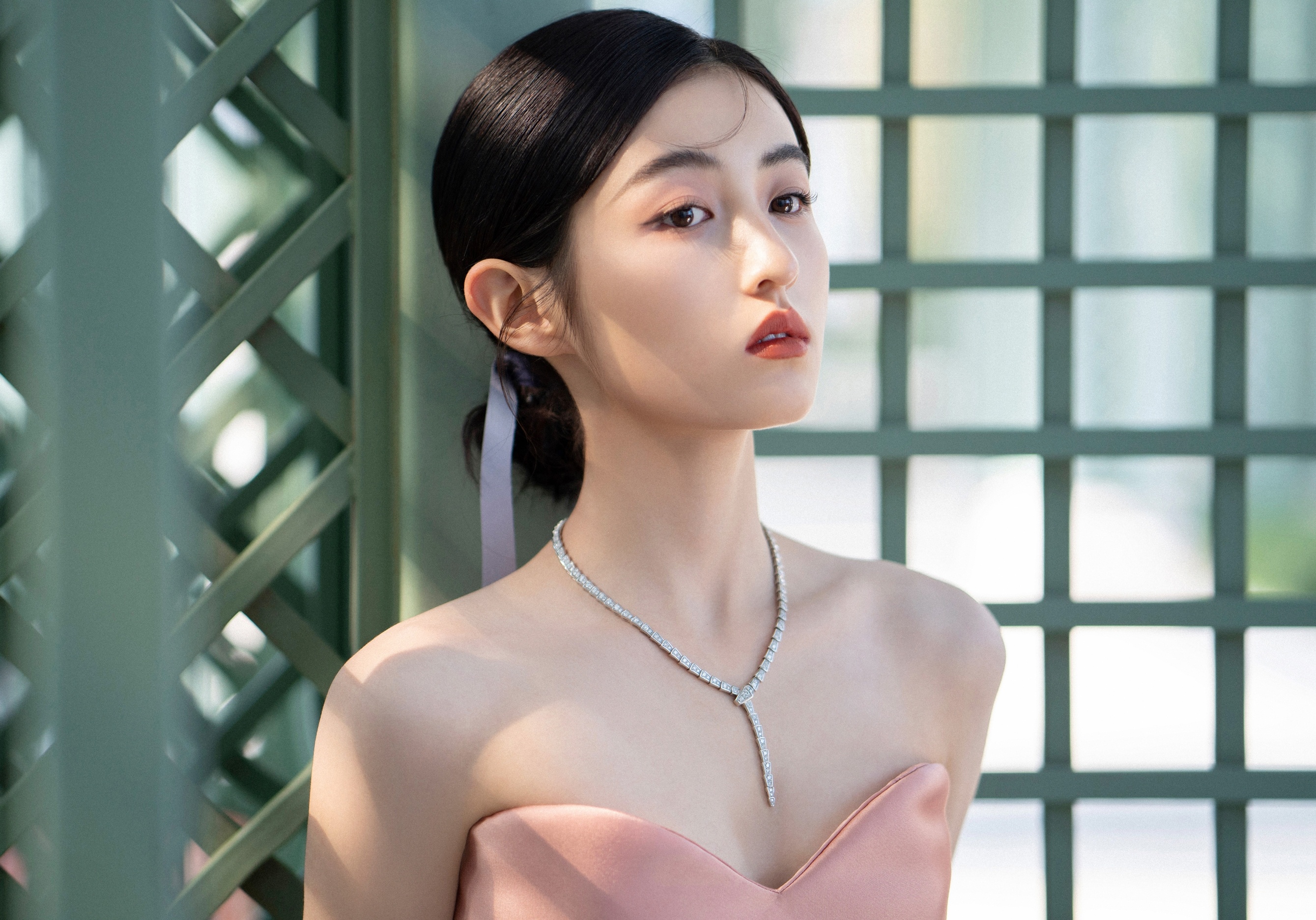 Cuoc dua cua hai tieu hoa dan 10X noi nhat Trung Quoc hinh anh