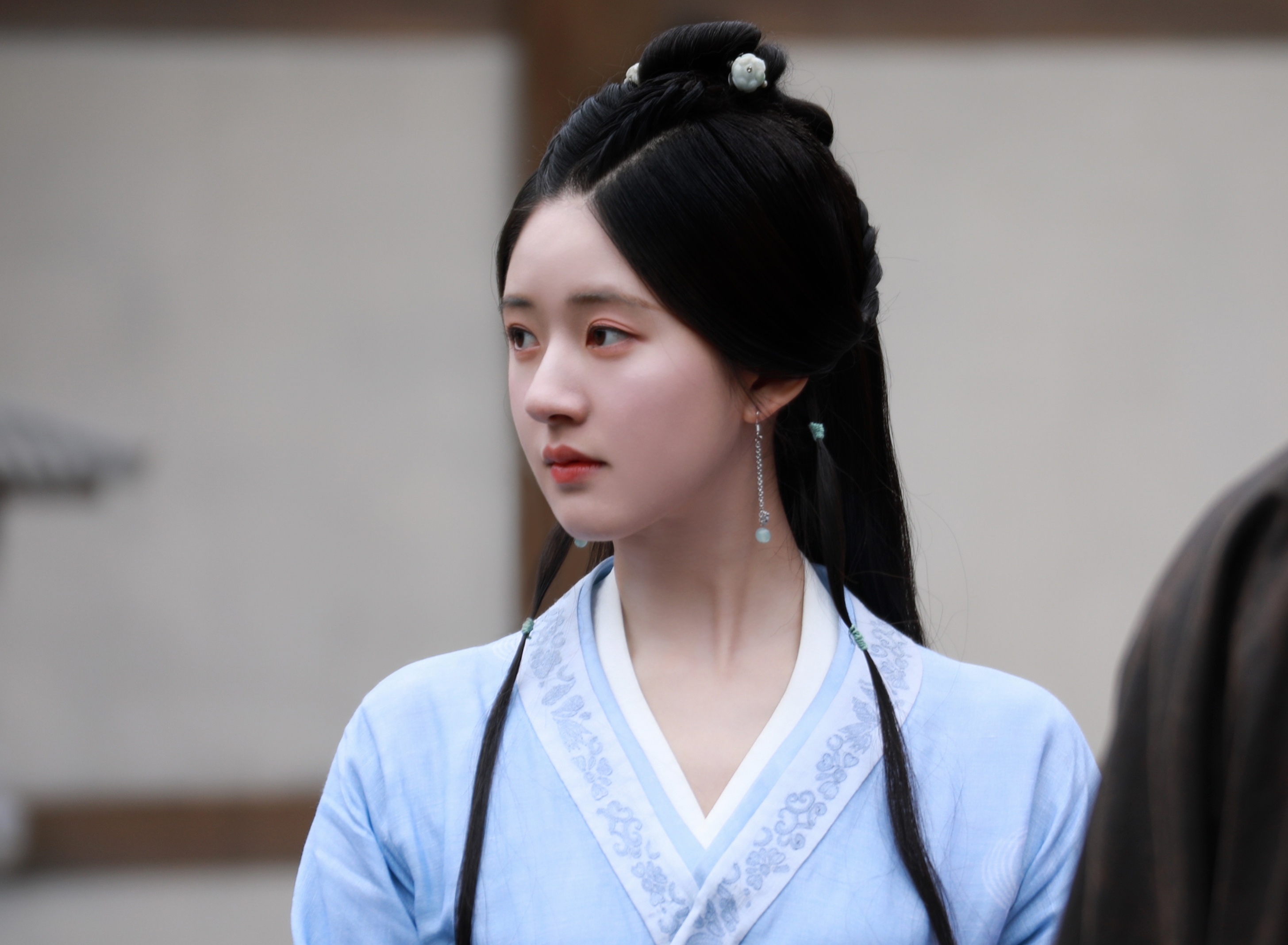 Trieu Lo Tu doi thu cua Dich Le Nhiet Ba anh 11