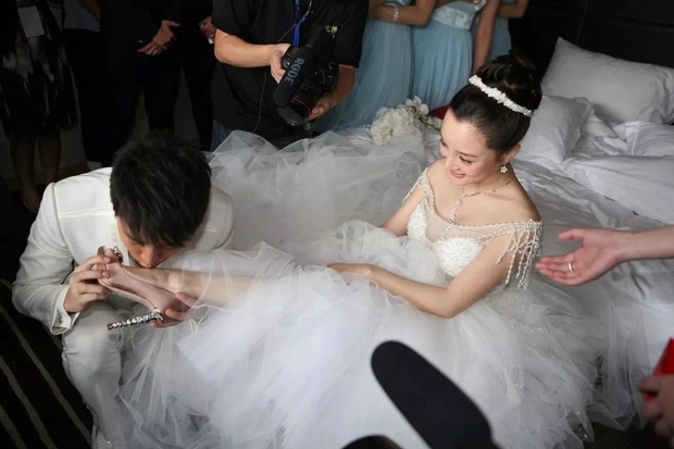 Gia Nai Luong bi tay chay anh 6