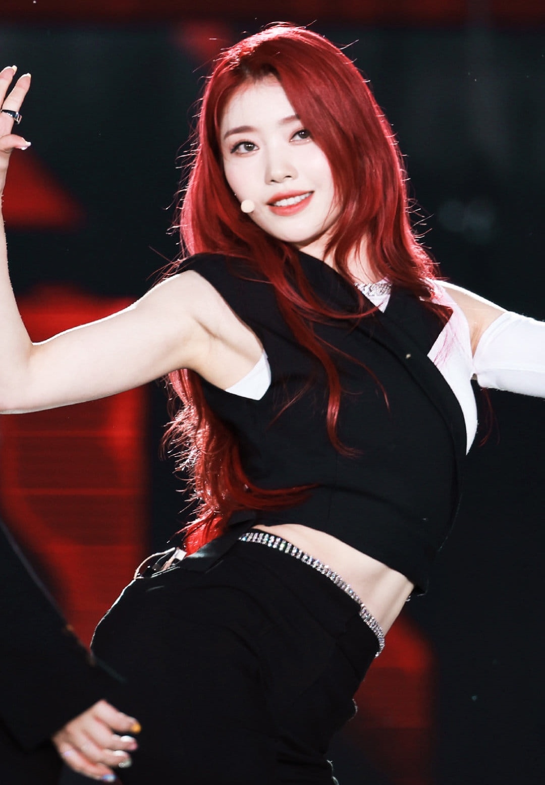 Tham Tieu Dinh bieu dien dancesport anh 4