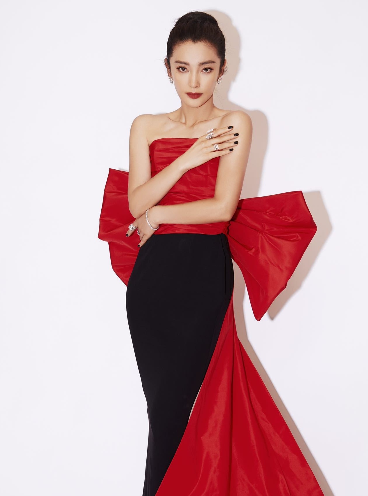 Luu Diec Phi long lay tai Dem hoi Weibo anh 18