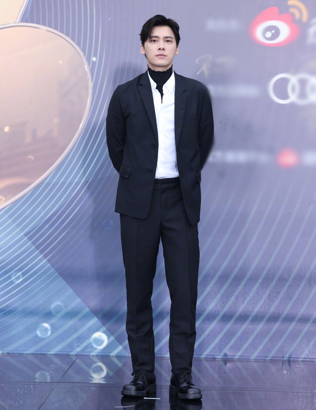 Luu Diec Phi long lay tai Dem hoi Weibo anh 13