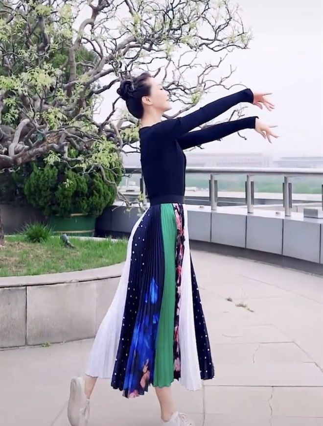 Vuong Diem tinh nhi cach cach giau co anh 5