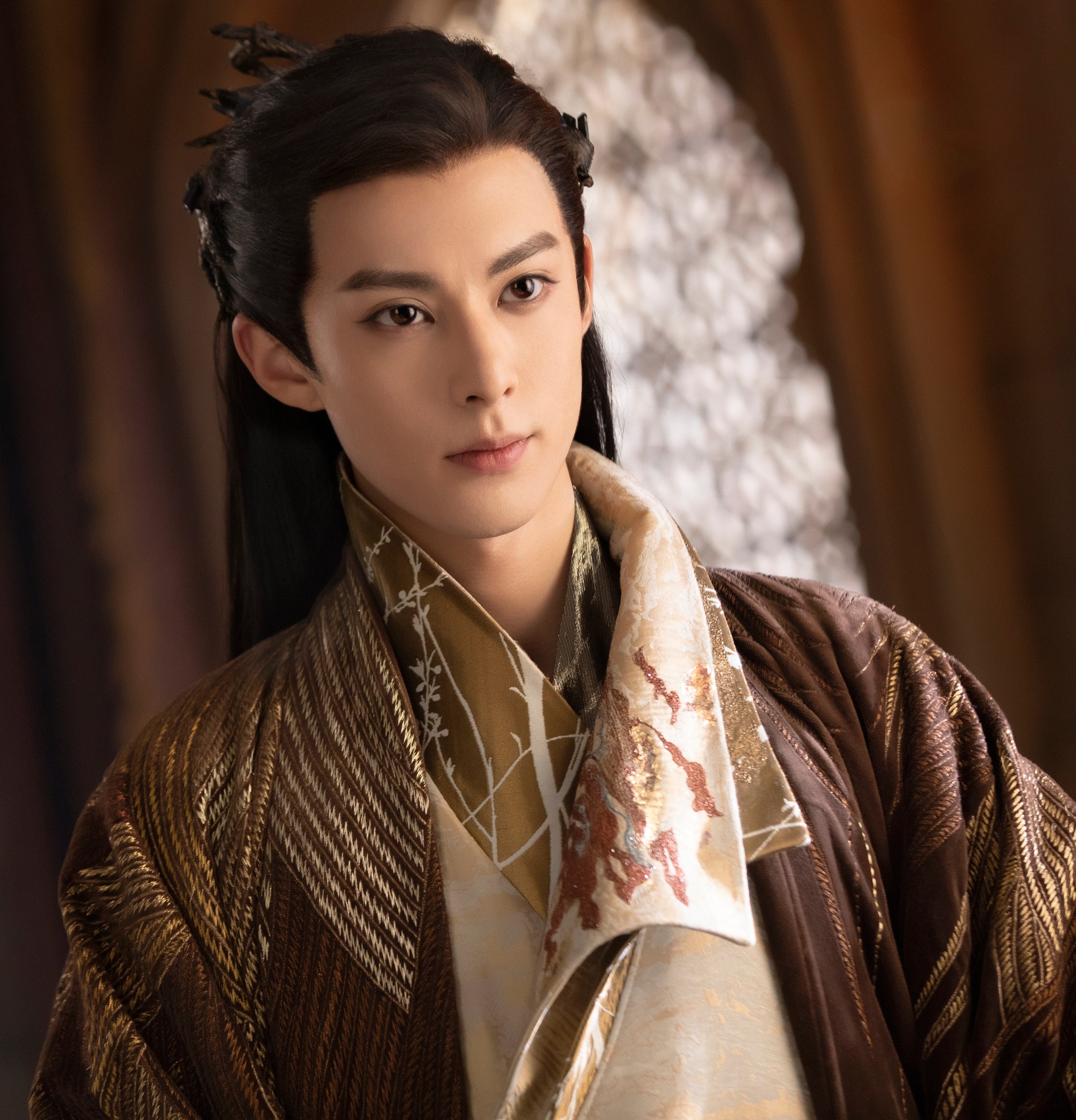 Vuong Hac De doi doi anh 1