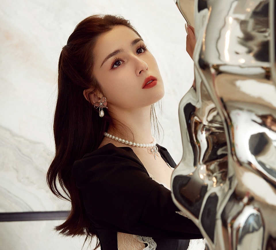 Cap Ni Khac Tu khoc anh 11