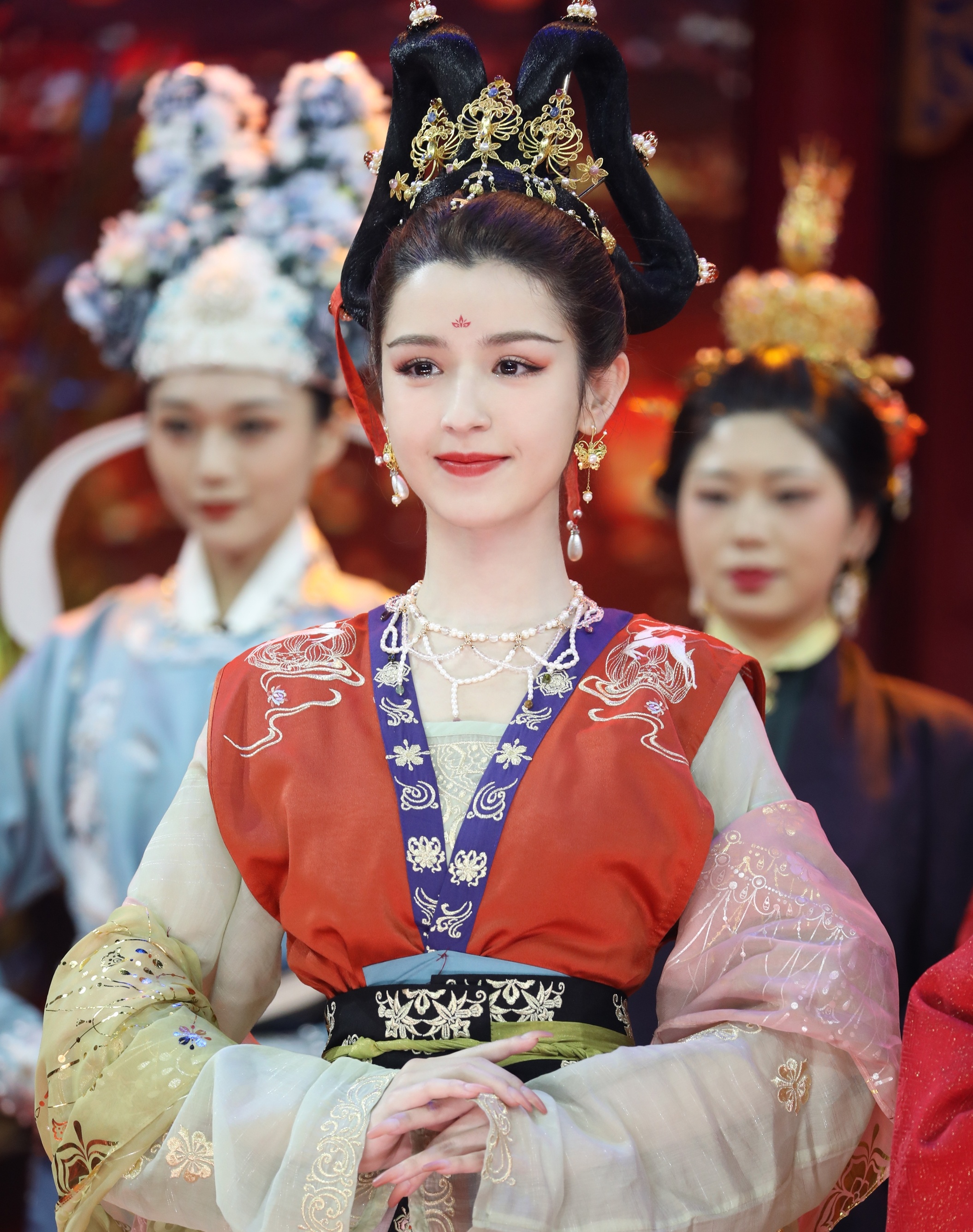 Cap Ni Khac Tu khoc anh 8