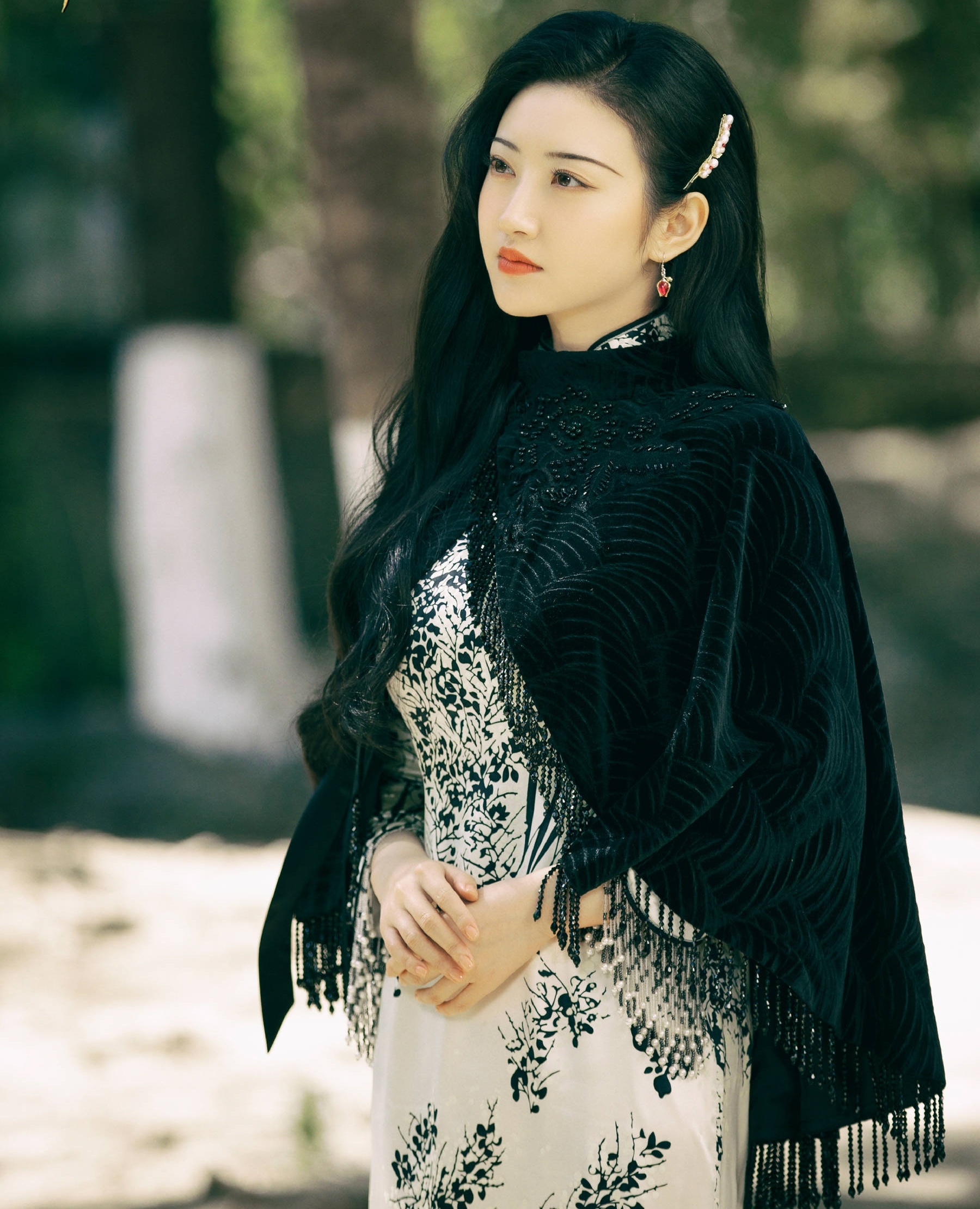 thương lan quyết ảnh 7 thuong lan quyet anh 7