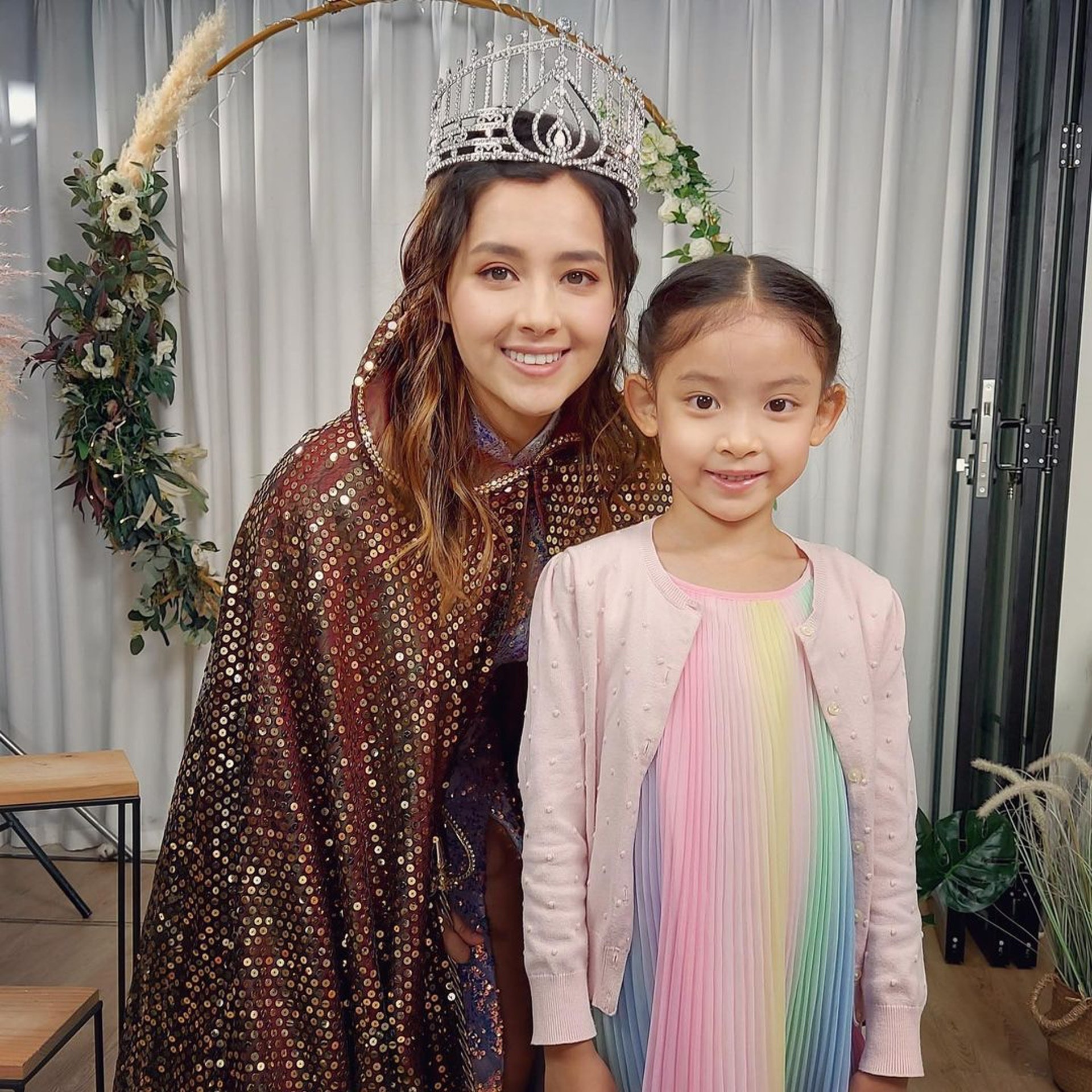 Hoa hau hong kong anh 2