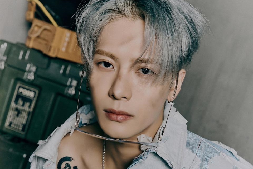 Vuong Gia Nhi bi quay lung hinh anh