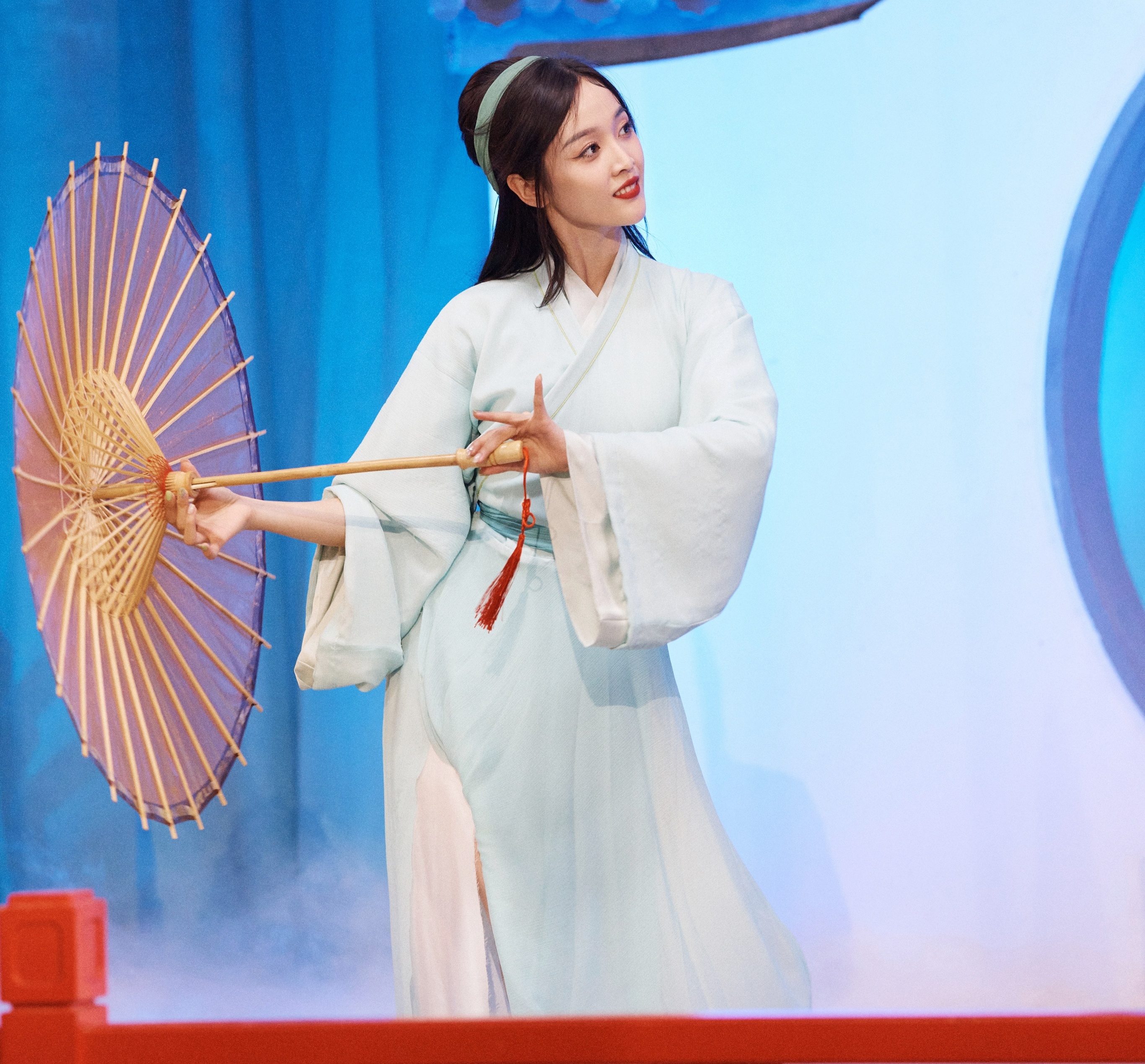 Ngo Tuyen Nghi anh 2