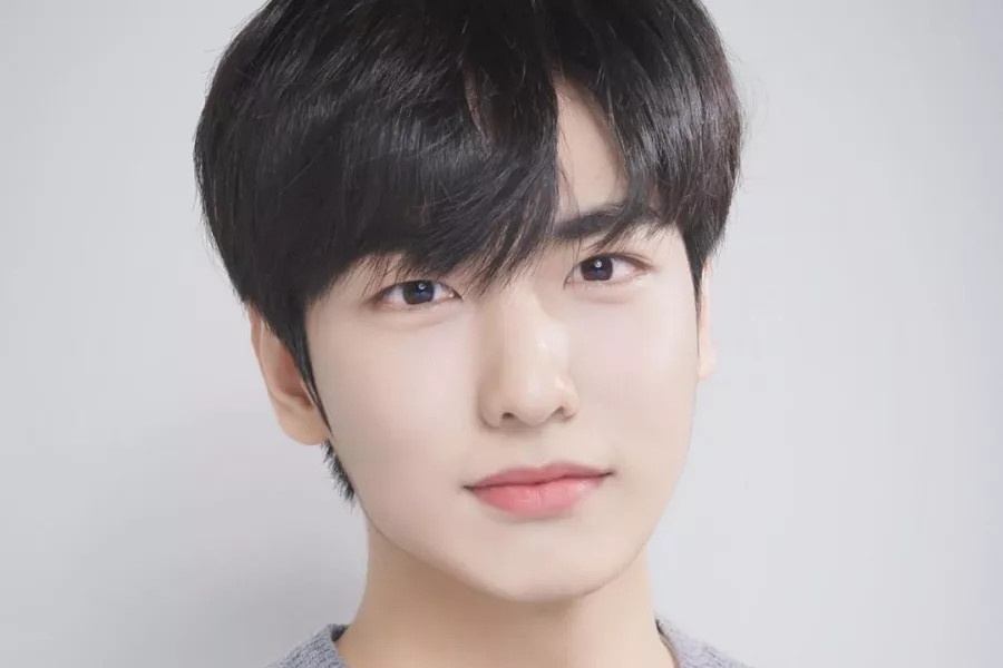 Ca si 24 tuoi qua doi trong tham kich Itaewon vi cuu be gai hinh anh