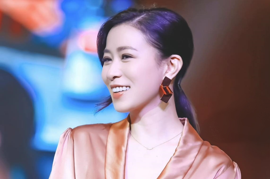 Cuoc song doc than o tuoi 47 cua Xa Thi Man hinh anh