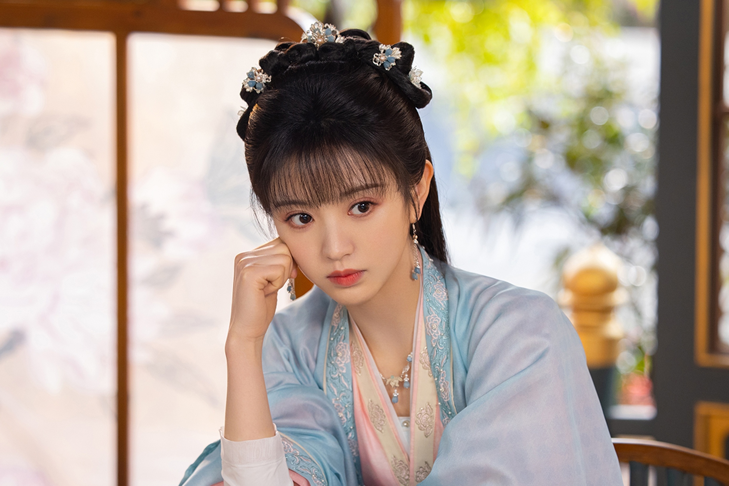 My nhan 'Khanh khanh nhat thuong' toa sang hinh anh