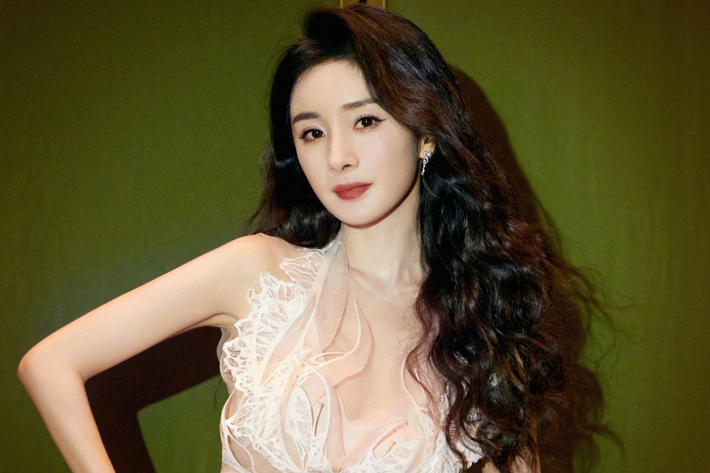 Ly do Duong Mich ngay cang dien do hinh anh