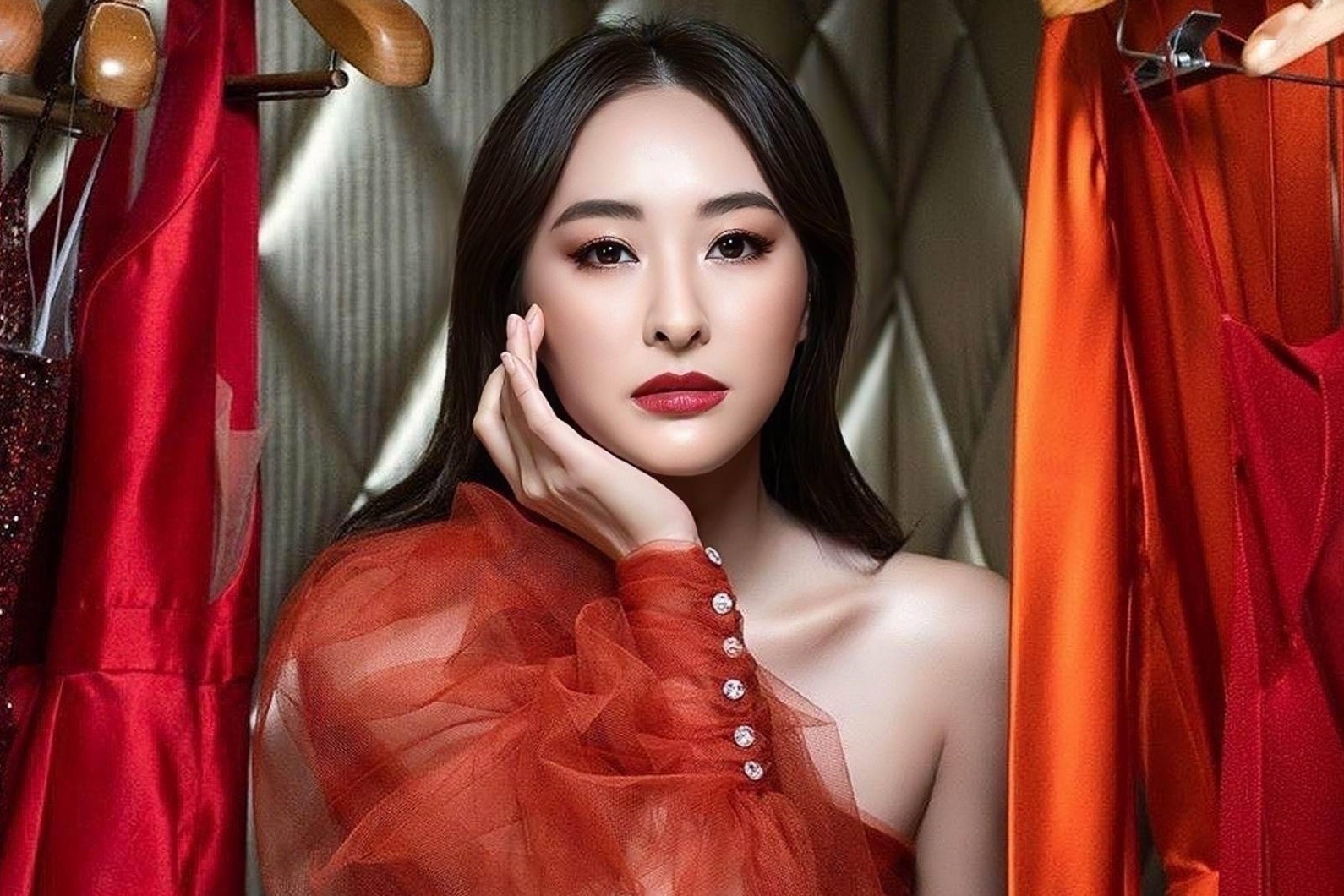 Canh tranh khoc liet o giai Thi hau TVB 2022 hinh anh