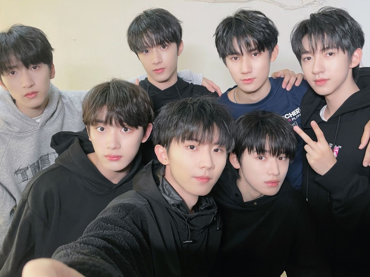 TNT ảnh 2 TNT anh 2