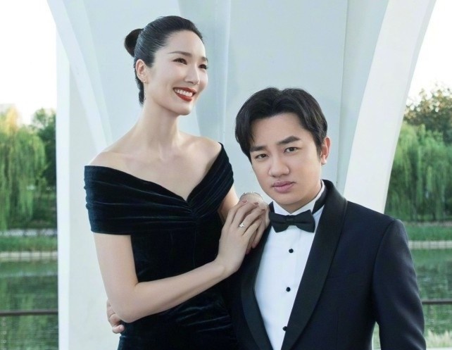 Tai san chuc trieu USD cua 'chu lun TVB' Vuong To Lam hinh anh