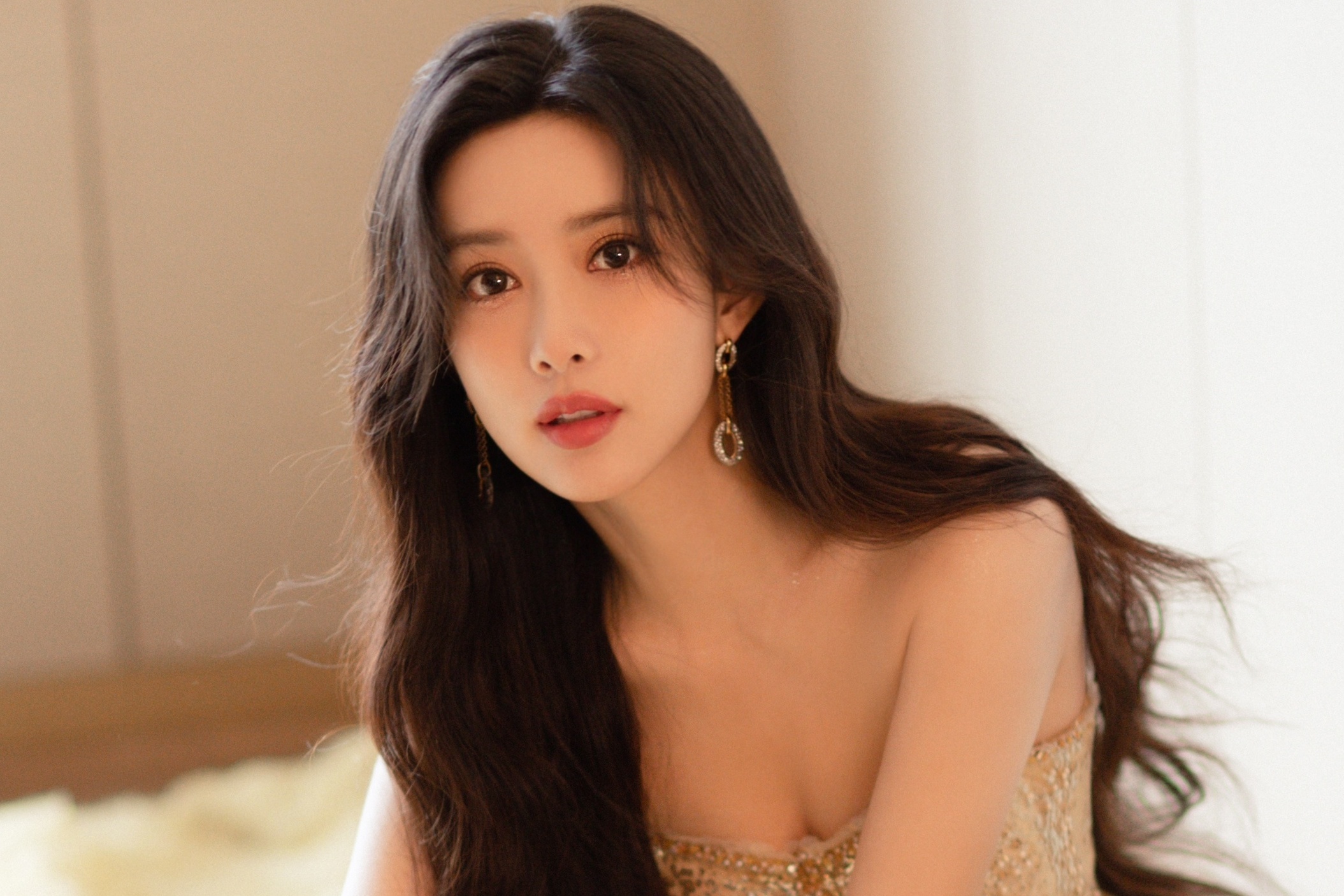 Nguoi dep thu vai Mai Sieu Phong trong 'Tan Anh hung xa dieu' hinh anh