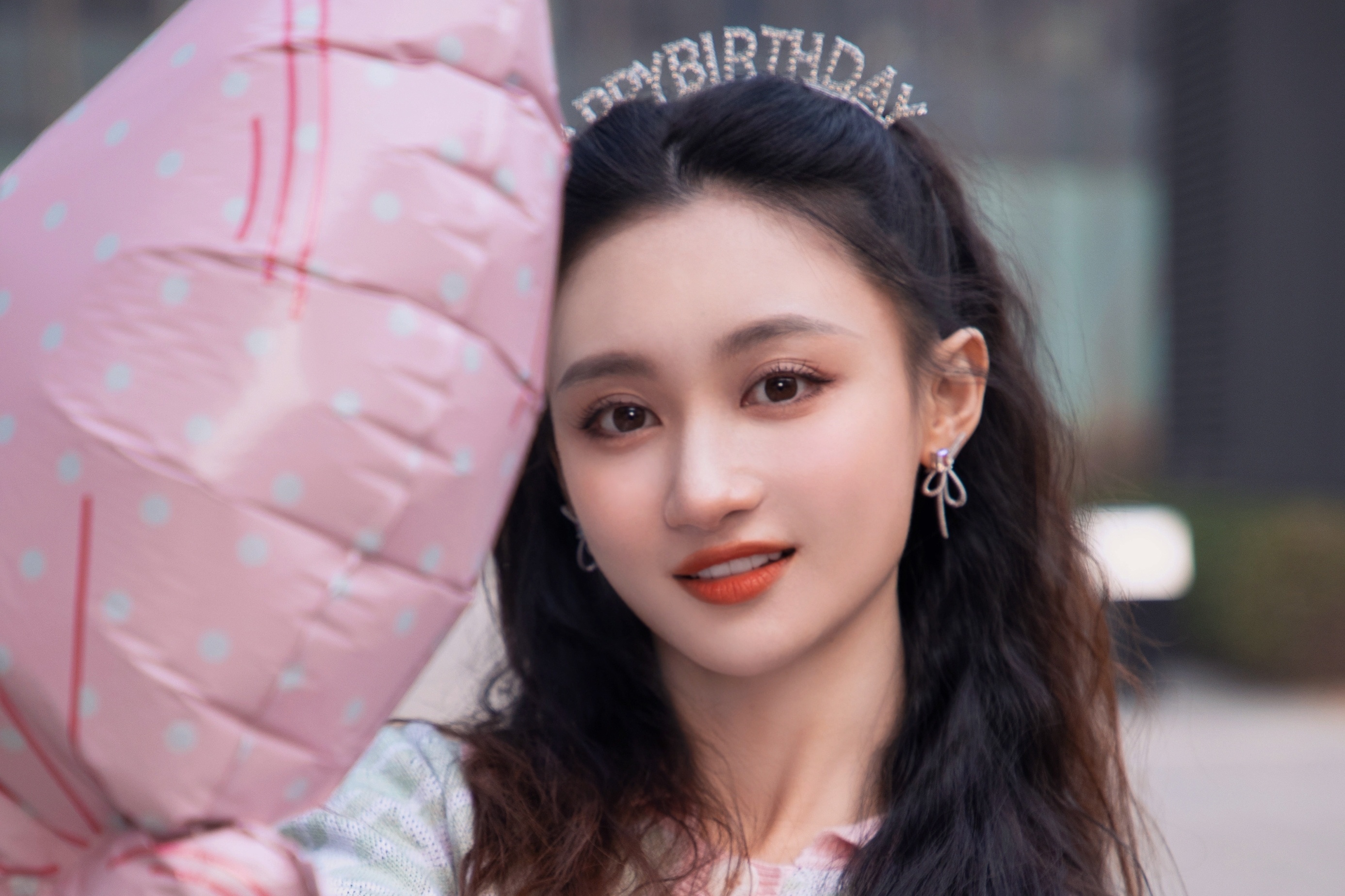 Nu tien si chinh phuc khan gia trong 'Tinh lac ngung thanh duong' hinh anh