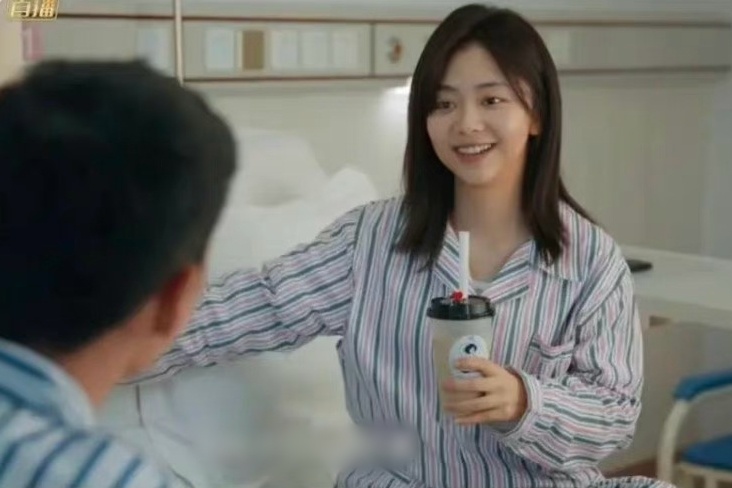 Phim Trung Quoc bi chi trich vi thoai 'uong tra sua co sua cho con' hinh anh