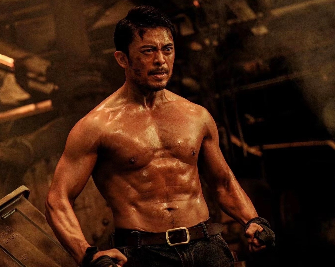 Than hinh 'Nguu Ma Vuong' Phan Thieu Hoang o tuoi 50 hinh anh