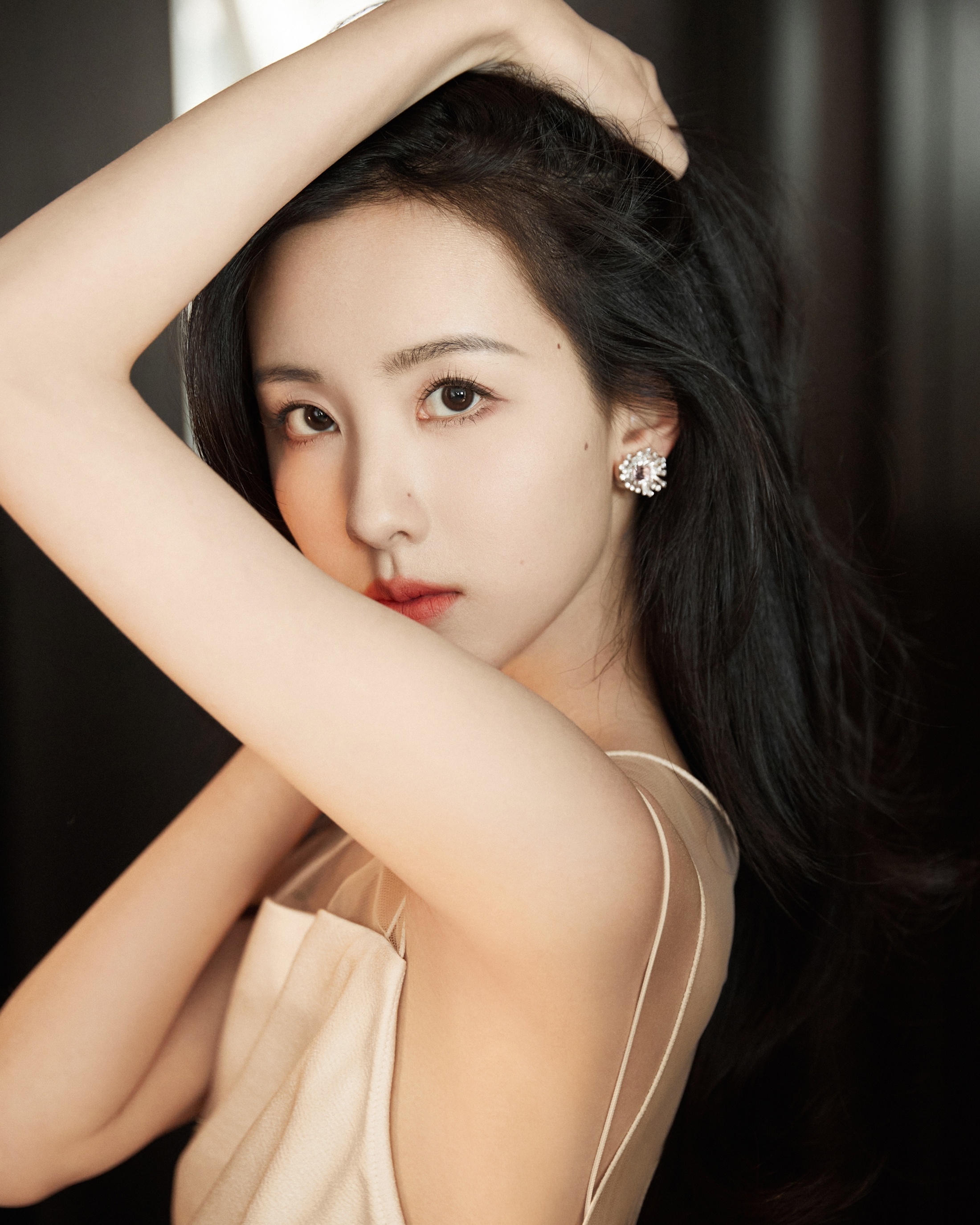 Truong nguyet tan minh anh 14