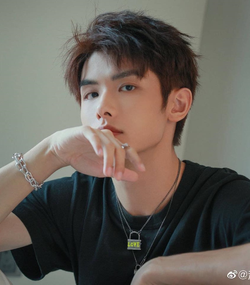 Trieu Dich Kham anh 11