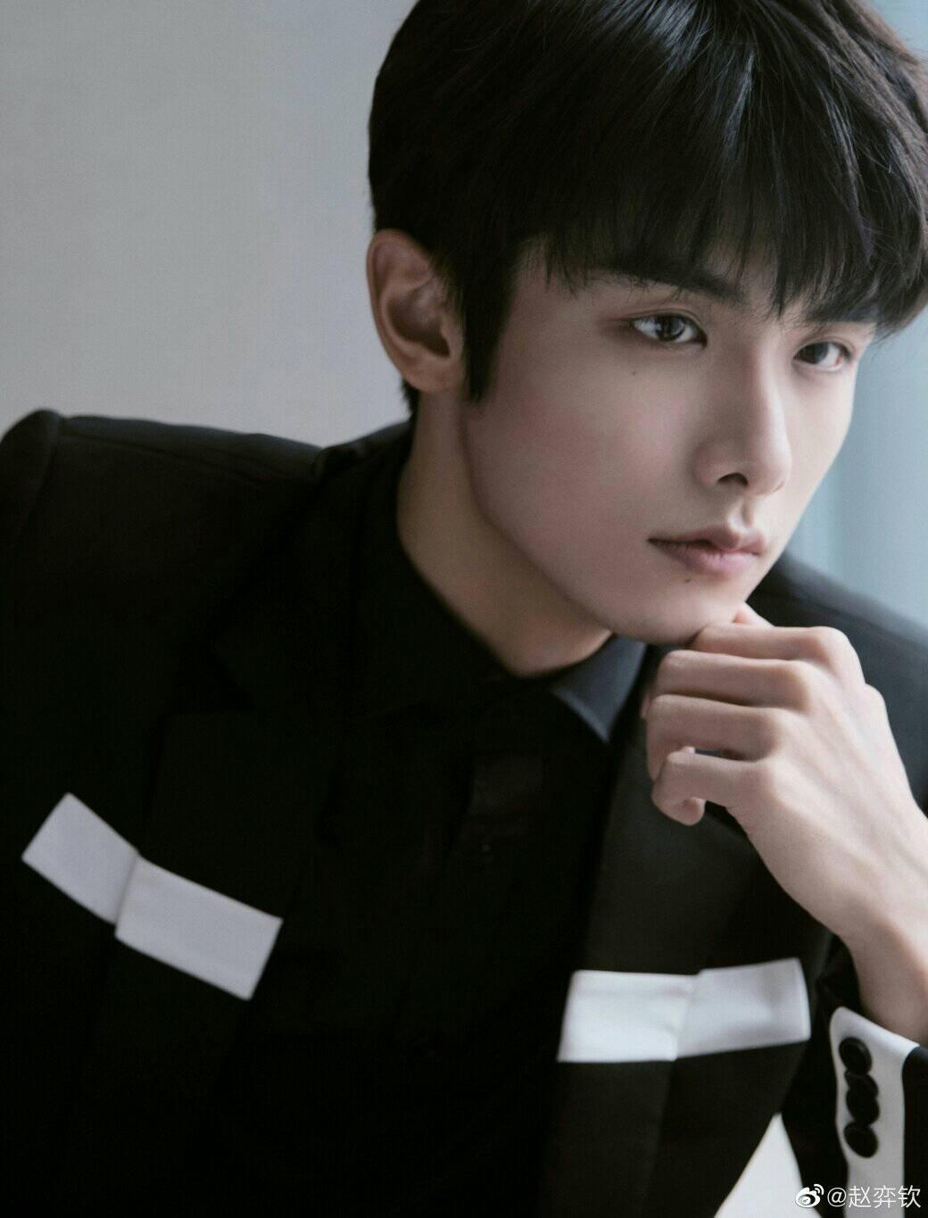 Trieu Dich Kham anh 10